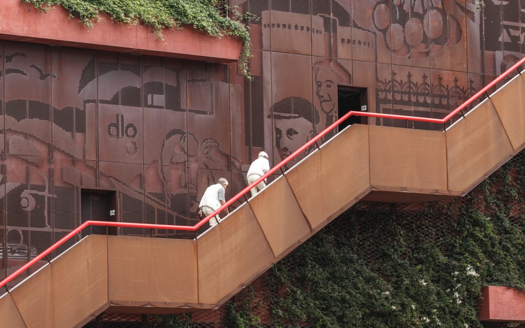 JAJA on the cover of Ny Agenda 3